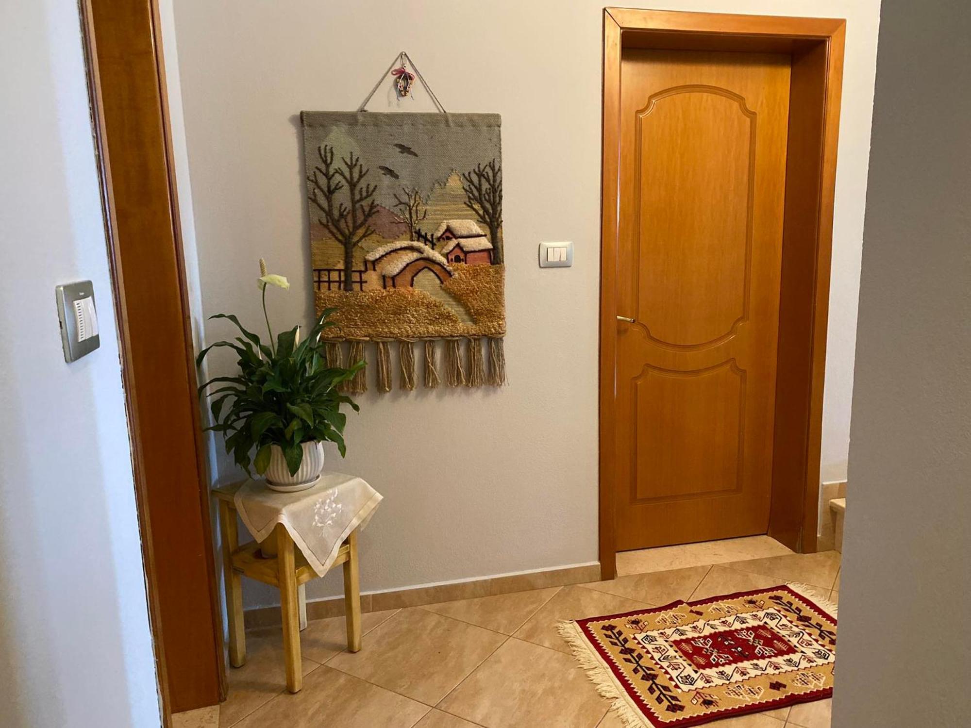 Guest House Persa Gjirokastër Exteriör bild